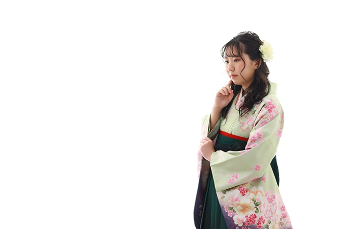 卒業式に袴の装いはいかがですか?